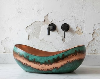 Hammered Green Patina Copper Wash Basin – Round Handmade Copper Sink