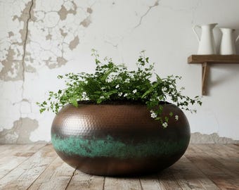 Handmade Copper Planter – Aged Green Patina, Rustic Garden Pot, Farmhouse Patio Decor