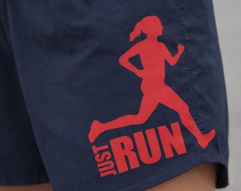 Transferencia o pegatina termoadhesiva JUST RUN para corredores | Transferencia textil termoadhesiva para camisetas, bolsos y más | Maratón, triatlón, regalo para corredores