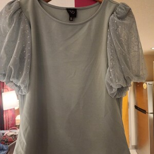 W5 for anthropologie womens sage green short sleeve blouse Size Small image 4