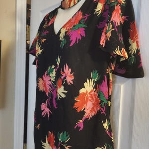 Blusa floral negra para mujer Maeve de Anthropologie, talla pequeña EUC imagen 11