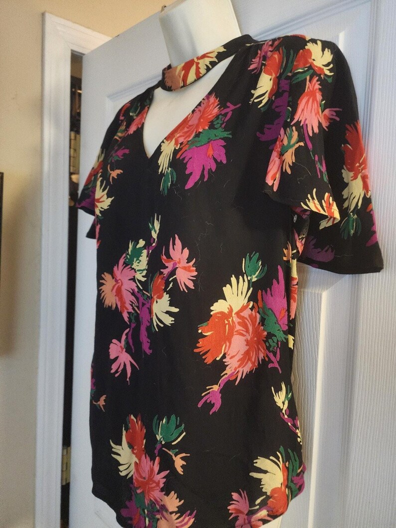 Blusa floral negra para mujer Maeve de Anthropologie, talla pequeña EUC imagen 11