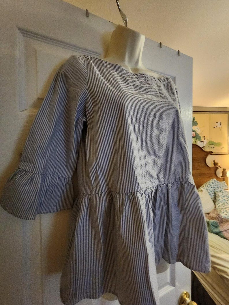 anthropologie Haley and The Hound Women's Seersucker Button Back Top Size Small image 11