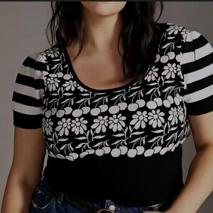 anthropologie Maeve Womens Trixie crop Sweater Blk Wht Cherries Size 1X image 9