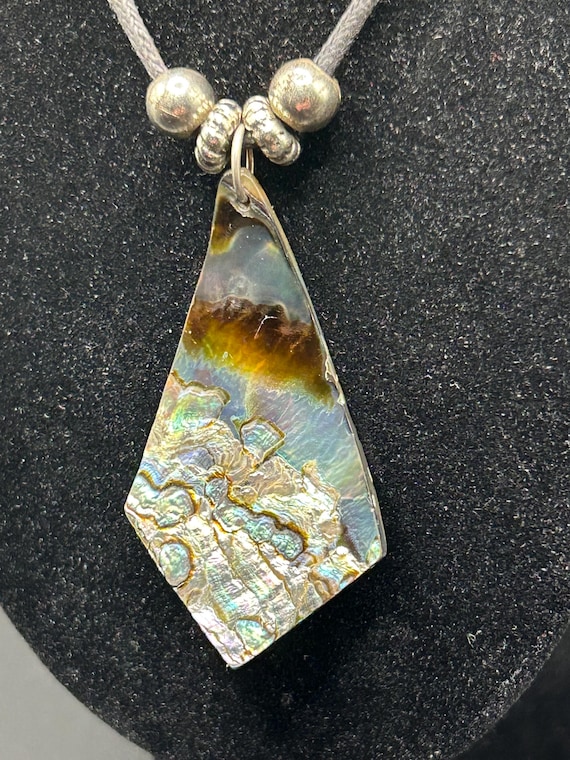 Handcrafted Iridescent Abalone Shell Pendant Neck… - image 3