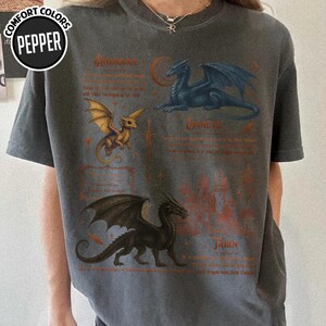 Fourth Wing Quest Squad Shirt, Basgiath War College Shirt, Ridoc Tee, Dragon Rider Shirt, Rebecca Yarros, Fourth Wing, Violet Sorrengail Bild 3