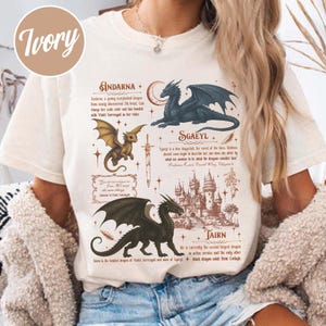 Fourth Wing Quest Squad Shirt, Basgiath War College Shirt, Ridoc Tee, Dragon Rider Shirt, Rebecca Yarros, Fourth Wing, Violet Sorrengail Bild 6