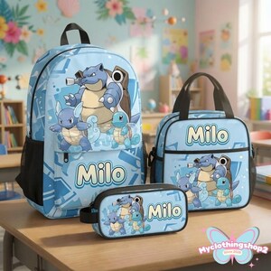 Conjunto de mochila personalizada con diseño de la evolución de la tortuga acuática: Blastoise y Squirtle. Mochila escolar con nombre personalizado. Bolsa de almuerzo para niños. Estuche para lápices. Regalo ideal para la vuelta al cole.