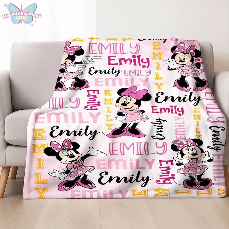 Manta personalizada de Minnie Mouse en acuarela, manta personalizada con nombre de Minnie Mouse, regalo de cumpleaños para niña, regalo para baby shower. imagen 2