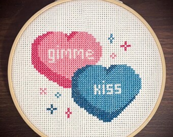 Rivalità accesa ispirata - Dammi un bacio - Cuori di conversazione di San Valentino - Schema punto croce in PDF scaricabile digitalmente