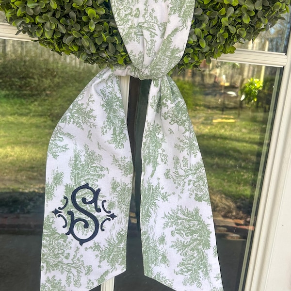 Green Toile Embroidered Wreath Sash