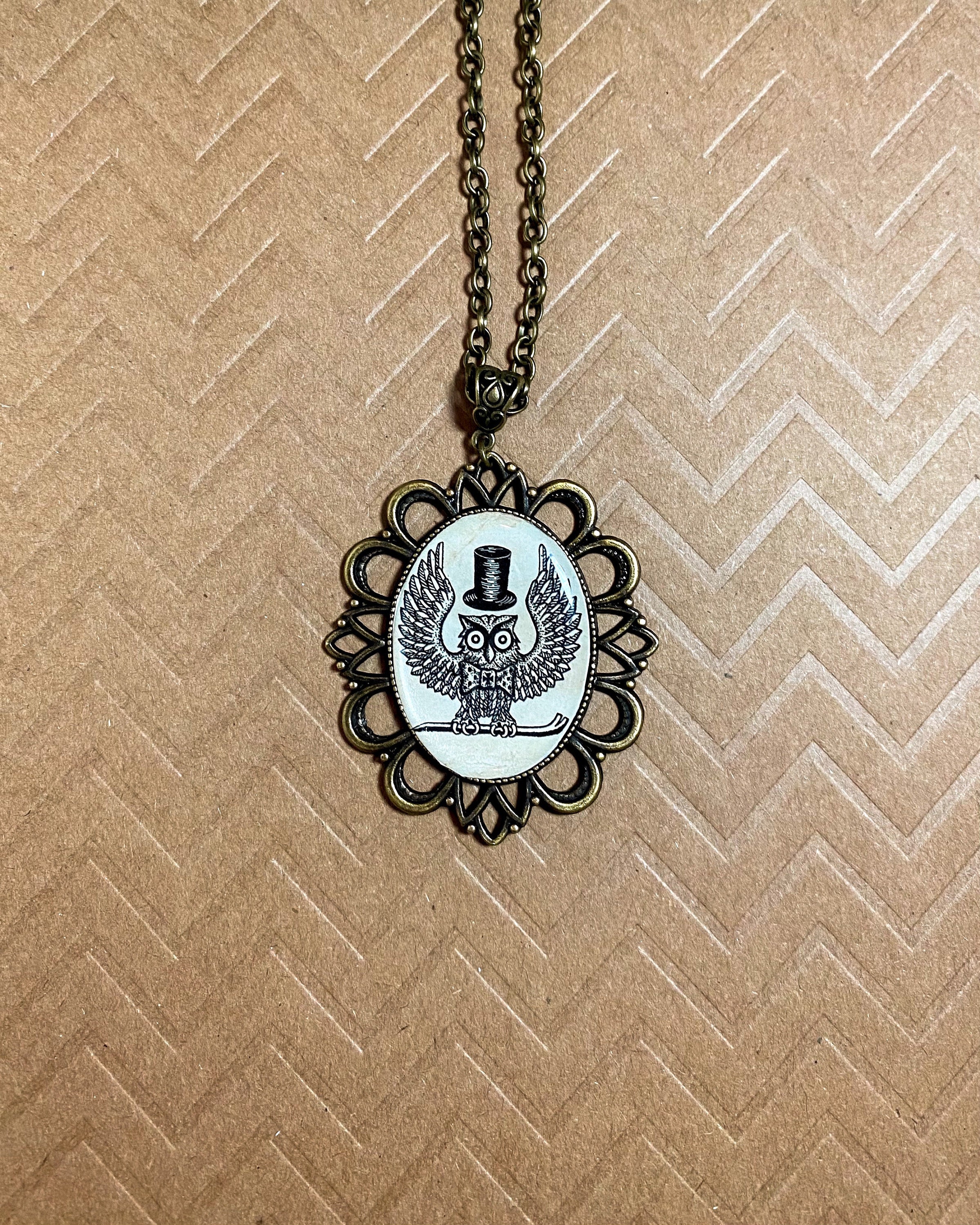 Safe Cracker Owl Bronze Pendant Necklace Tattoo - Etsy Safe Cracker Owl Bronze Pendant Necklace Tattoo - Etsy