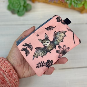 Cartera con cremallera y diseño de murciélago gótico: billetera pequeña para llevar y llevar, billetera minimalista