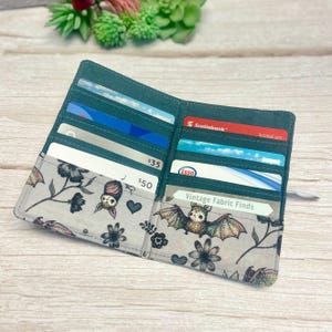 Petit porte-cartes de crédit - amoureux des chauves-souris - micro-portefeuille - mini portefeuille - porte-cartes de crédit - porte-cartes - portefeuille minimaliste - portefeuille pour femme