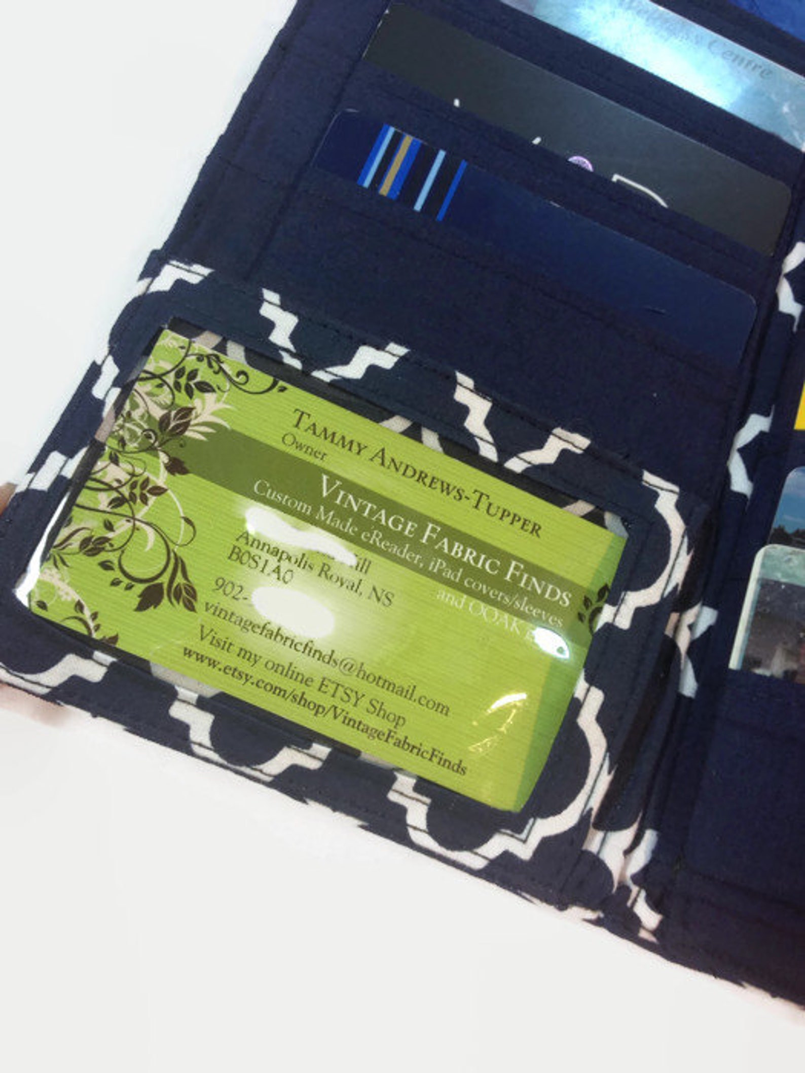 Add a Clear ID Window to Your Wallet Order Etsy Canada