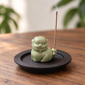 Handmade Ceramic Cute Lion Incense Holder,Small Pottery Stick Incense Burner, Gift for Tea Lover, Aesthetic Room Decor