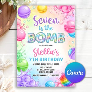 Może przedstawiać: Kolorowe zaproszenie urodzinowe z tekstem "Seven is the BOMB" i "Stella's 7th Birthday". Projekt zawiera ilustracje makaroników, cukierków i bąbelków, z logo Canva w rogu.