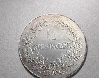 1854 Danmark 1\2 Rigsdaler — Konung Frederik VII