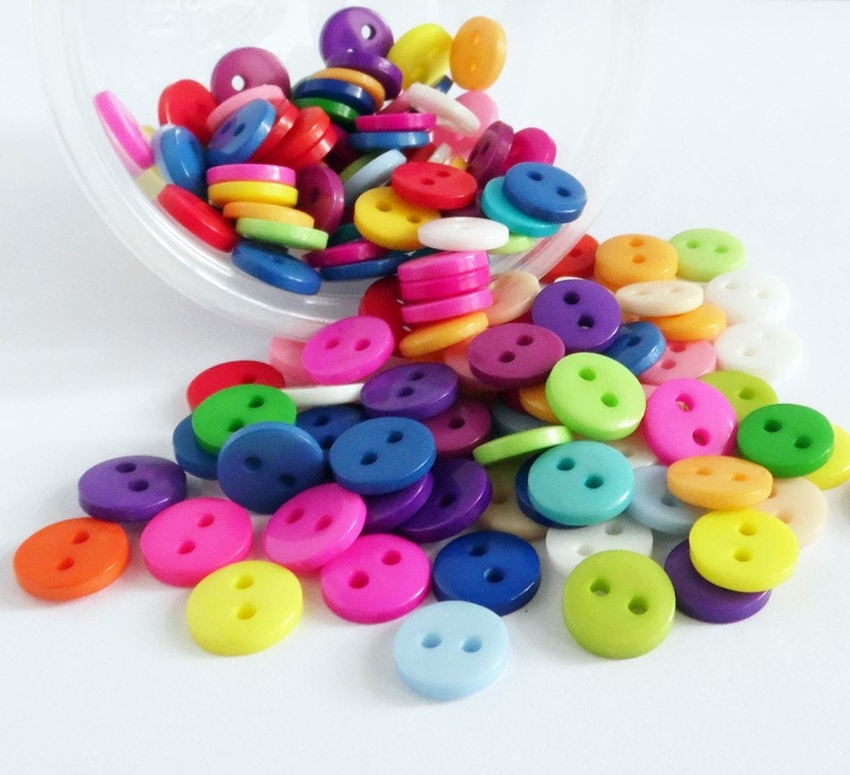 Plastic Button in Mixed Colors, Size 11mm and Two Hole, Round
