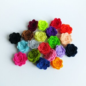 Felt flowers for crafts, set 50 flowers, small felt roses in mixed colors, rolled flower for floral embellishments image 3