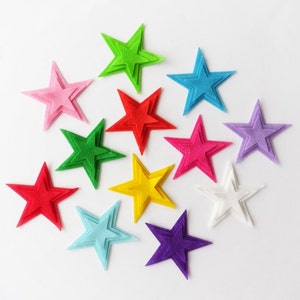 Vilten sterren in felle kleuren, knutselspullen, viltvormen, voorgesneden vilt