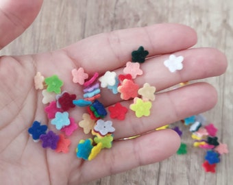 Felt flowers size 7mm, set 75 mini flowers in mixed colors, small floral decorations