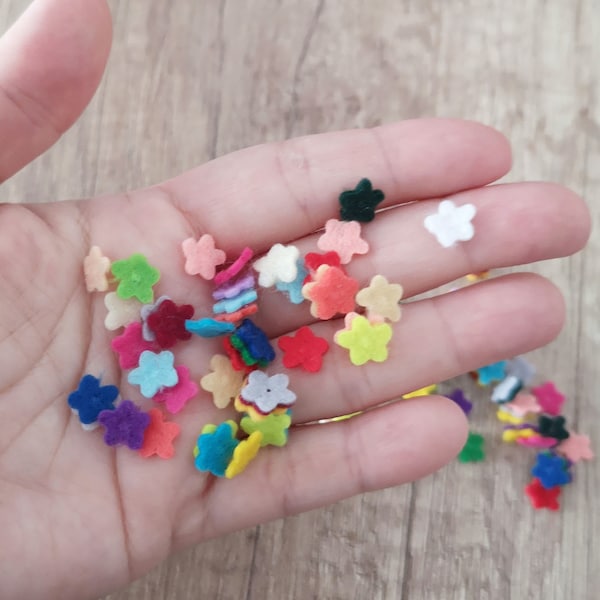 Felt flowers size 7mm, set 75 mini flowers in mixed colors, small floral decorations