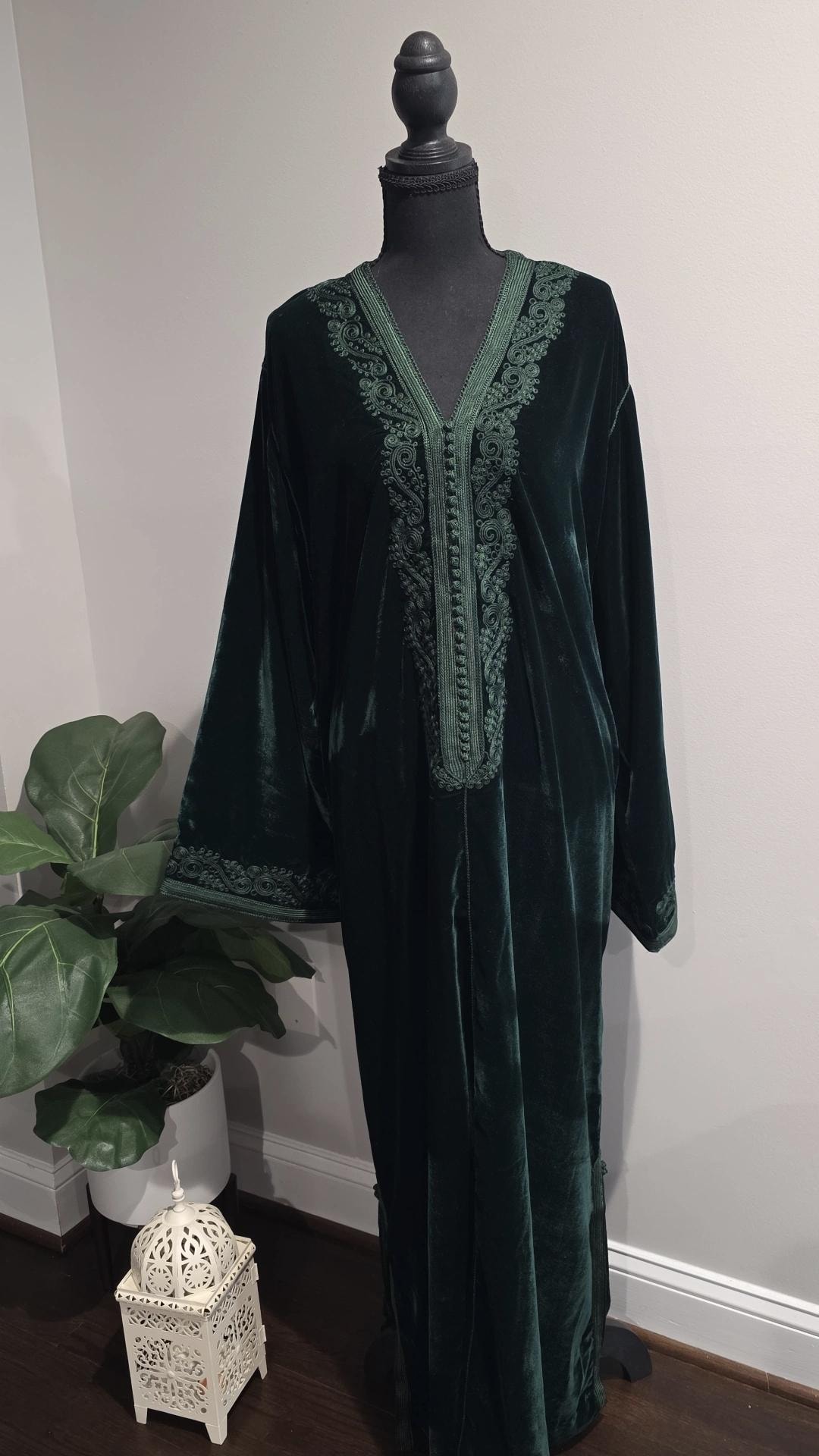 Luxurious Moroccan Velvet Caftan—emerald Green Elegant Embroidered ...
