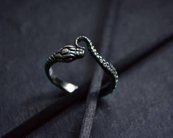 Ouroboros Ring Sterling Silver Snake Ring with Octopus Tentacle Ring Jewelry for Men and Women Eternity Symbol Ring Macabre Creepy Jewelry