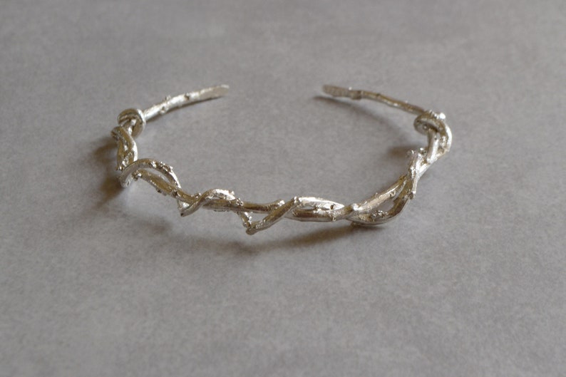 Bracelet brindille, bracelet branche d'arbre en argent sterling, bracelet jonc elfique, bracelet manchette mariage Woodland image 2