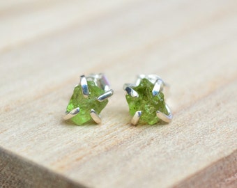 Raw Peridot Quartz Stud Earrings Sterling Silver Green Rough Stone Post Crystal Earrings