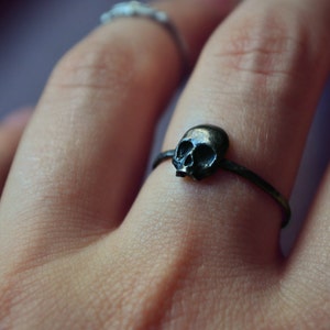 Gothic Skull Ring, Stacking Sterling Silver Goth Punk Jewelry Skeleton Ring Unisex Mens Ring ''Memento Mori'' image 3