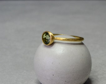 Anillo de turmalina verde 14K oro redondo piedra preciosa solitario promesa anillo compromiso boda octubre piedra natal