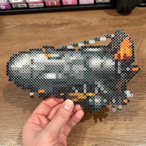 Falcon airship (FF6) — Perler Bead Sprite