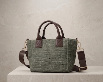 Bolso de paja tejida con asa superior y correa cruzada, bolso de hombro color caqui para uso diario.