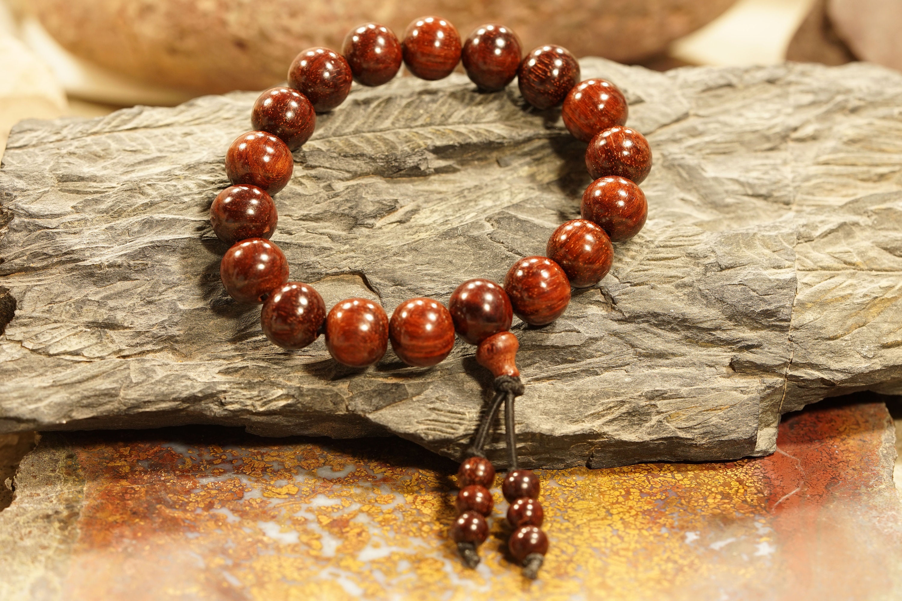 Red sandalwood bracelet discount