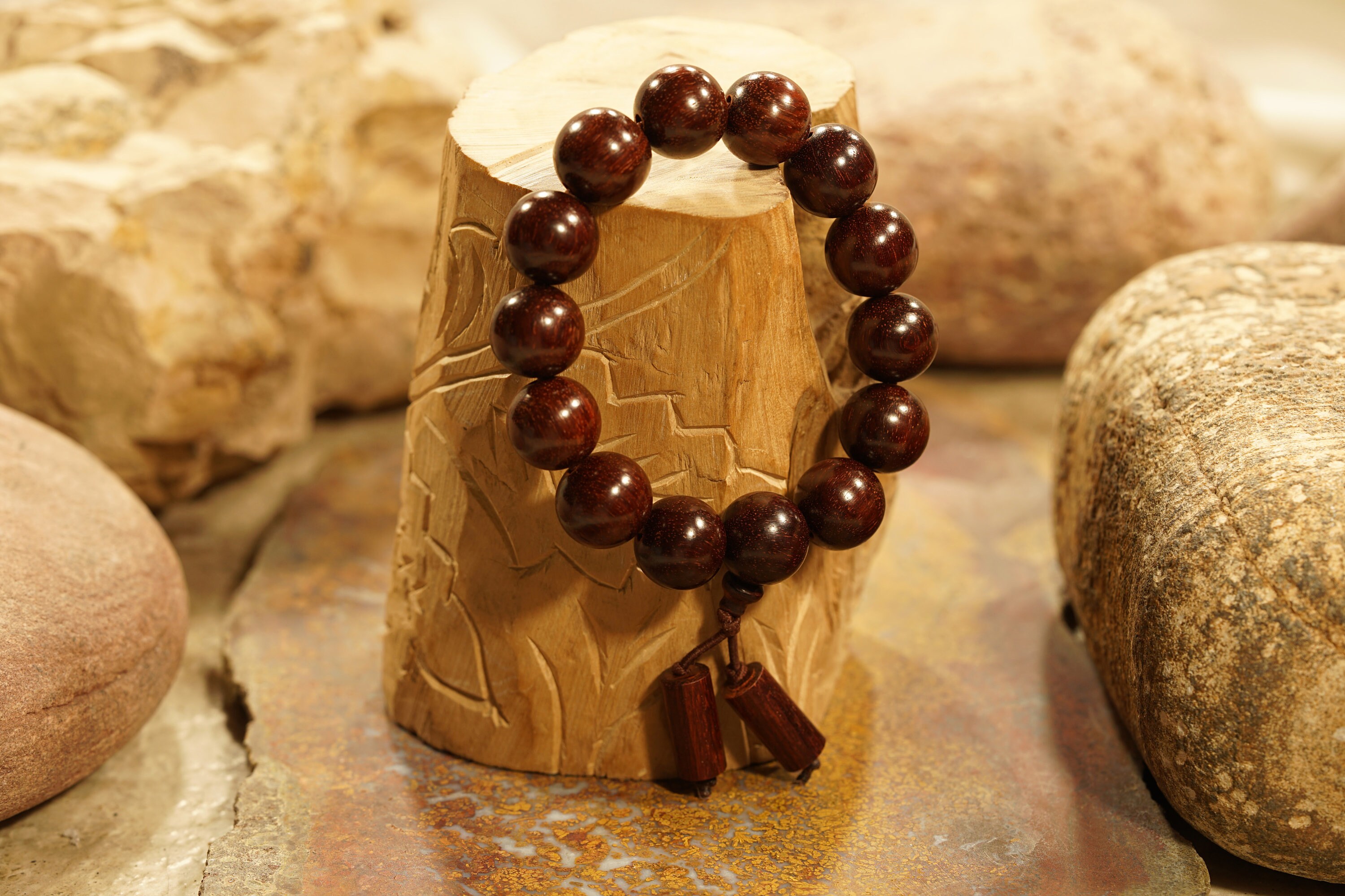 Red Sandalwood Bracelet • Red Sandalwood Stretch Bracelet  display picture 3