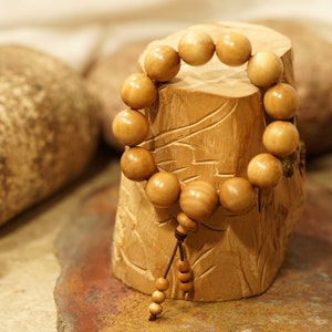Sandalwood Bracelet • Mysore Sandalwood Stretch Bracelet • Buddhist Bracelet • Tibetan Bracelet • 15-16mm • Wrist Mala • Men Bracelet • 4154
