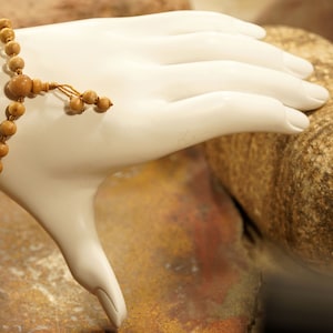 Sandalwood Bracelet • Mysore Sandalwood Knotted Bracelet • Knotted Bracelet • Pocket Mala • 7mm • Wrist Mala • Small Sandalwood Mala • 4034