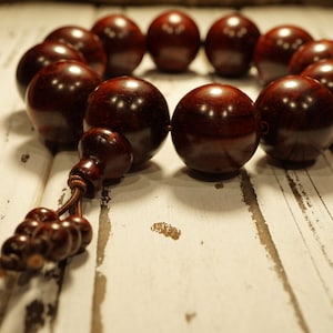 Red Sandalwood Bracelet • Red Sandalwood Stretch Bracelet • Buddhist Bracelet • Tibetan Bracelet • 20mm • Wrist Mala • Men Bracelet • 3040