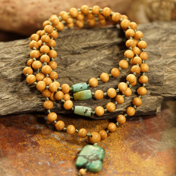 Mysore Sandalwood Mala • Sandalwood Prayer Beads • Magnesite Spacers and Pendant • Sandalwood Mala Beads • Sandalwood Necklace • 7mm • 3950