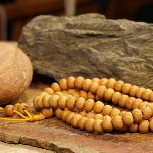 Nepal Bodhi Seed Mala • 12mm • Phoenix Eye Mala • Buddhistische Gebetskette • Tibetische Mala • Buddhistische Mala • Nepal Bodhi Mala • 3505