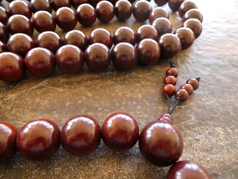 18mm Red Sandalwood Mala Prayer Beads 0133