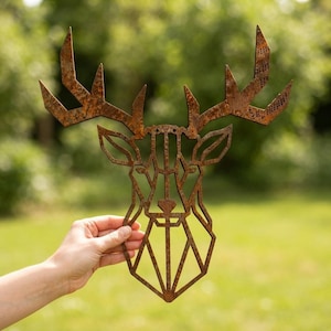 Edelrost Hirschkopf Wanddeko – geometrischer Hirsch aus Metall für Wand & Garten