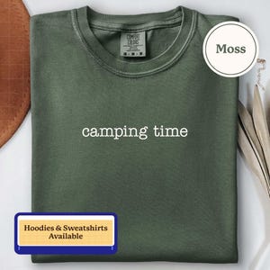 Sudadera Camping Time: Sudadera unisex de cuello redondo para actividades al aire libre / A551