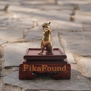 Brass Squirrel Figurine, Personalized Wooden Base, Acorn Animal Sculpture Desk Decor, Nature Lover Gift