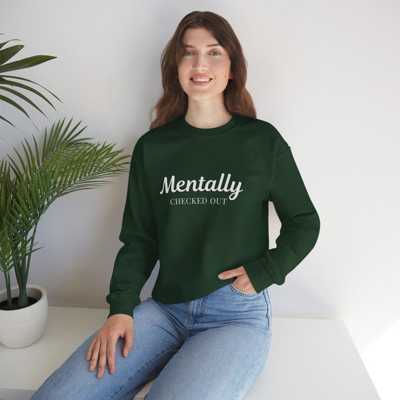 Unisex Sweatshirt, Minimalist Graphic Pullover, Mentally Checked Out Crewneck 画像 8