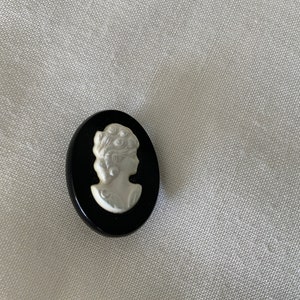 Black And White Oval Cameo Pin/Brooch, Vintage, Collectible image 1