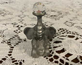 Elephant Lovers, Charming Little Peweter Elephant With Crystal Ball By Spoontiques From The 1970’s, Collectibles, Knick Knacks