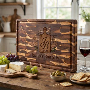 Personalisierte Akazie Schneidebrett, Schachbrettmuster Holzmuster Benutzerdefinierte Käsebrett Hochzeitsgeschenk & Jubiläumsgeschenk, doppelseitiger Butcher Block